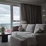 55 Z Widokiem Na Jezioro Апартаменты