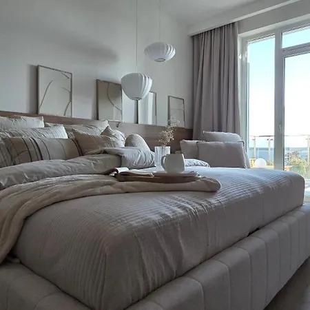 55 Z Widokiem Na Jezioro *